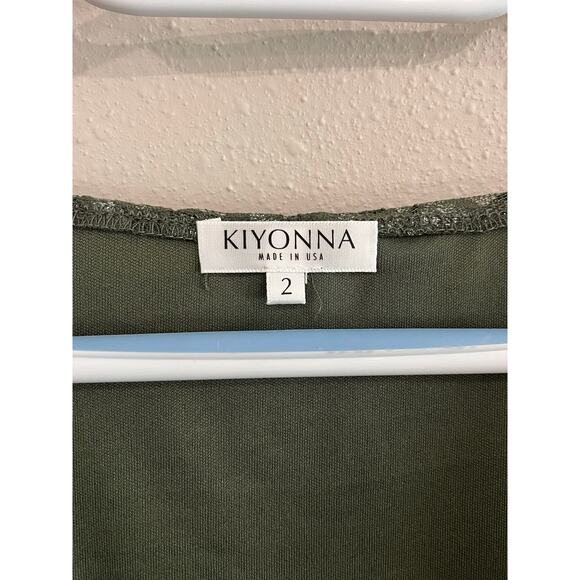 Kiyonna Green Lace Wrap Top – Size 2 (2X) – Romantic Boho Fairycore Style - Picture 5 of 10